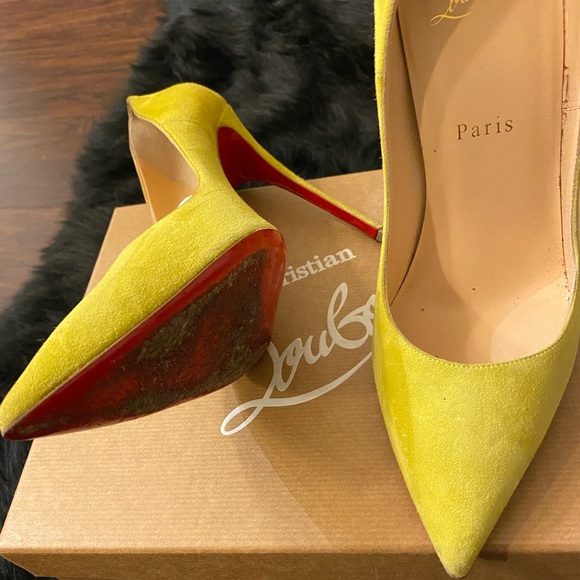 LOUBOUTIN So Kate’s ! - Picture 2 of 3